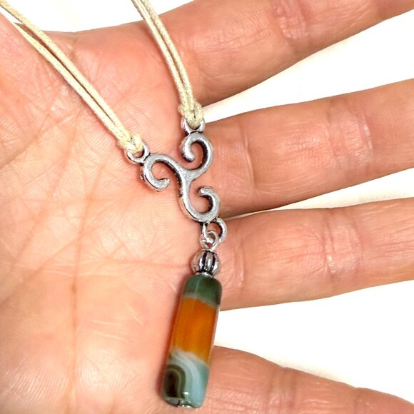 2/$20, Multicolor Dyed Agate Cord Necklace, Gemstone Lariat Necklace - Picture 10 of 11